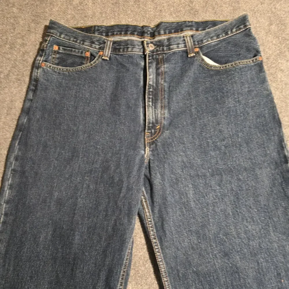 Levis Denim Jeans 550 Mens Size 42x29 Blue Dark Wash Slight Taper EUC Casual